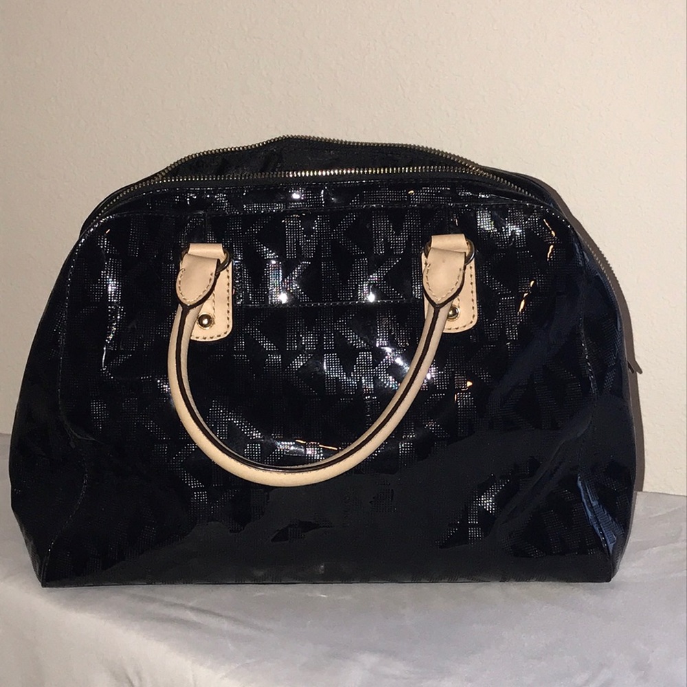 Michael Kors shinny black purse